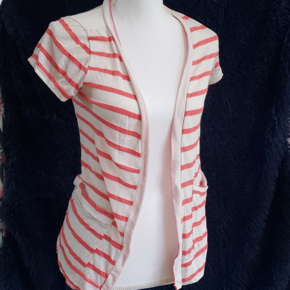 Lightweight short sleeve cardigan